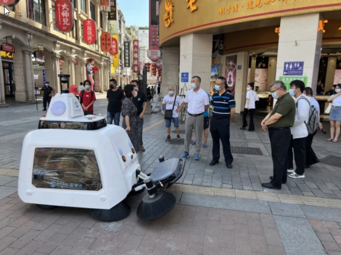 無人駕駛清掃車.jpg 無人駕駛清掃車.jpg