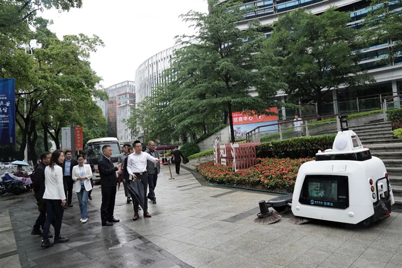 無人駕駛清掃車