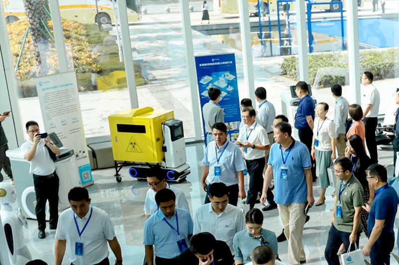 物流機(jī)器人 物流機(jī)器人