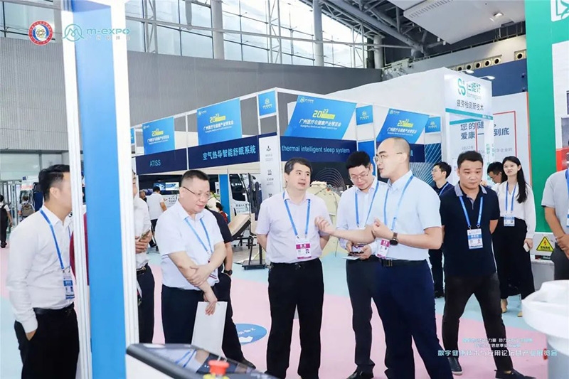 醫(yī)院物流機(jī)器人 醫(yī)院物流機(jī)器人